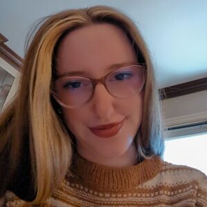 Meet your Posher, Liz